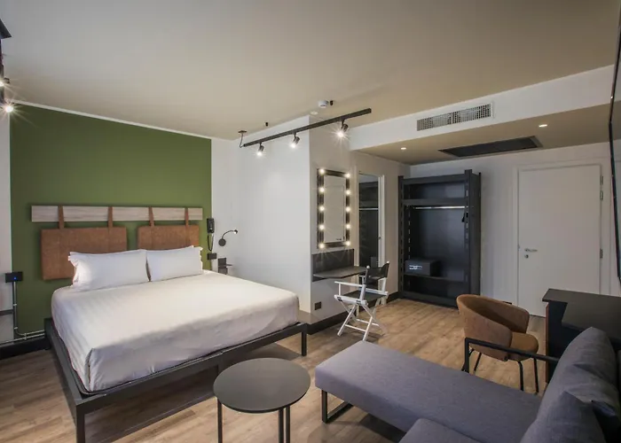 Mercure Cinecitta Hotel