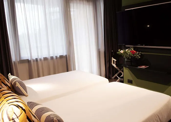 Hotel Mercure Cinecitta 4*